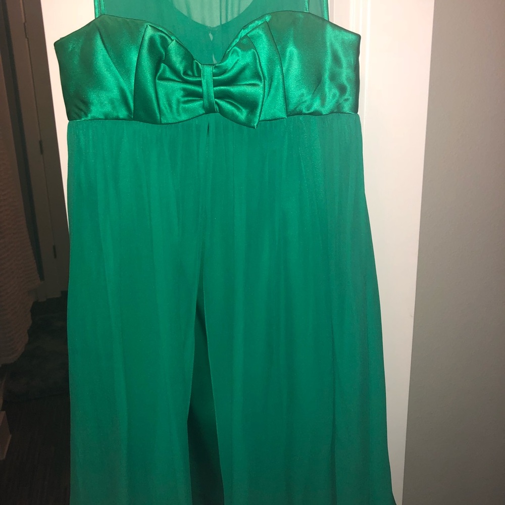 Green bow dress